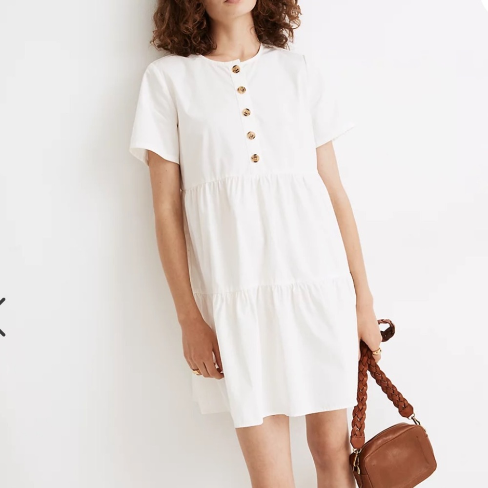 White Button-Front Short-Sleeve Tiered Mini dress